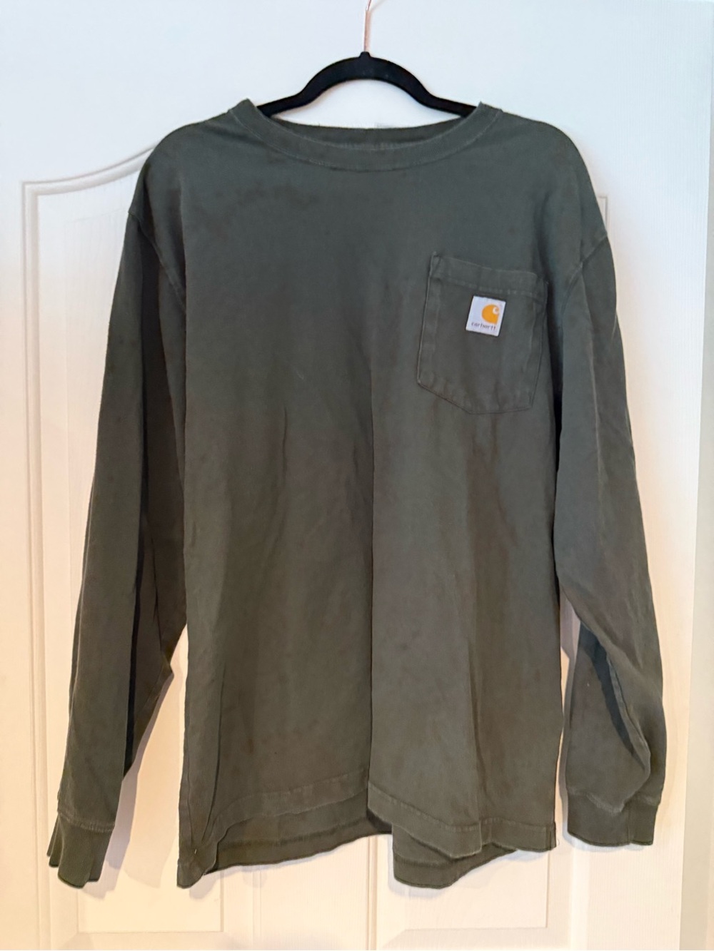 Carhartt Long-Sleeve Pocket Tee in Olive